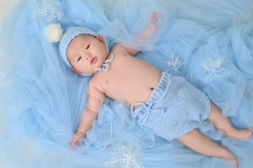 资阳宝宝间歇性斜视